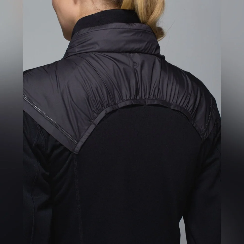 LULULEMON Snug Sprinter Jacket - Picture 11 of 13